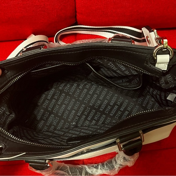 Steve Madden Black and White Purse/Satchel/ Hand Bag - Picture 2 of 3